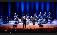 sassari successo per fabio concato con l orchestra jazz della sardegna