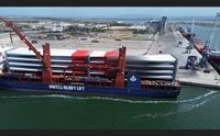 porto di oristano cargo carico di gigantesche pale eoliche polemica