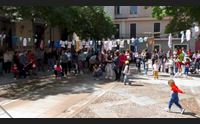 isili senza pediatra cresce il malcontento in piazza mamme e bambini