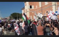 cagliari il 2 giugno degli antagonisti contro le servit militari
