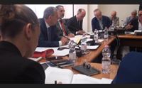 eolico aree idonee in consiglio regionale primi contatti e veleni sulla mappa