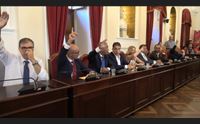 sassari ecco il consiglio comunale presidente il dem mario pingerna