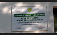 gergei i volontari di libera sardegna nella tenuta confiscata alla mafia