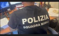 cagliari abusi sessuali su minori durante lo shooting fotografico arrestato 42enne