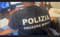cagliari abusi su minori durante i servizi fotografici una madre ha denunciato