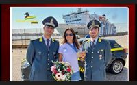 maggetti l oro di parigi accolta a porto torres dai colleghi della gdf