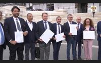 autonomia e referendum isola in trincea dossier sardegna al vertice giunta parlamentari