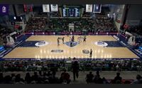basket ecco la prima vittoria in campionato napoli battuta 94 a 76