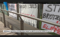 personale parcheggi e retribuzioni davanti al brotzu un altro giorno di protesta