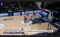 basket sassari prima combatte poi si arrende a una reggio emilia superiore