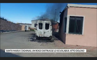 santa maria coghinas un rogo distrugge lo scuolabus atto doloso