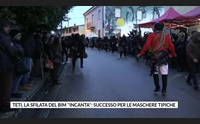 teti la sfilata del bim incanta successo per le maschere tipiche