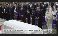 l ultimo saluto all aga khan il figlio rahim pronto alla successione