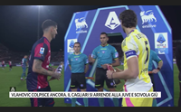 vlahovic colpisce ancora il cagliari si arrende alla juve e scivola gi