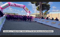 cagliari la marea rosa invade la citt record alla solowomenrun
