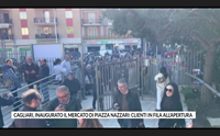 cagliari inaugurato il mercato di piazza nazzari clienti in fila all apertura
