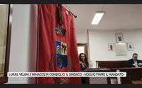 luras veleni e minacce in consiglio il sindaco voglio finire il mandato