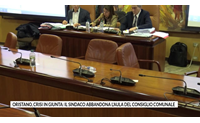 oristano crisi in giunta il sindaco abbandona l aula del consiglio comunale
