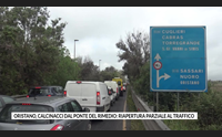 oristano calcinacci dal ponte del rimedio riapertura parziale al traffico
