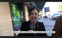 papa leone piace alla gente che prega per lui nel segno di papa francesco