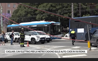 cagliari cavi elettrici per la metro cadono sulle auto caos in via roma