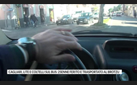 cagliari lite e coltelli sul bus 25enne ferito e trasportato al brotzu