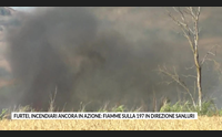 furtei incendiari ancora in azione fiamme sulla 197 in direzione sanluri