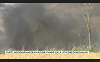 furtei incendiari ancora in azione fiamme sulla 197 in direzione sanluri