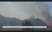 lotta agli incendi si rafforza la flotta aerea in arrivo nuovi elicotteri