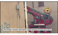 esplosione a sassari gravissimo l uomo salvato dai vigili del fuoco