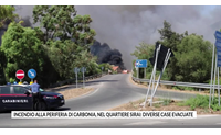 incendio alla periferia di carbonia nel quartiere sirai diverse case evacuate