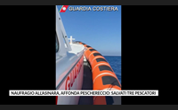 naufragio all asinara affonda peschereccio salvati tre pescatori
