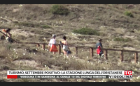 turismo settembre positivo la stagione lunga dell oristanese