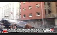 cagliari presidio antifascista ad alta tensione scontri con la polizia