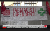 farmacie vuote e dipendenti in piazza per il rinnovo del contratto nazionale