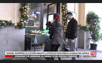 sassari shopping all ultimo minuto la pioggia non ferma la magia del natale