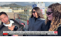 olbia fan in attesa dal mattino all isola bianca per marco mengoni