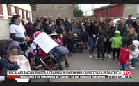 escalaplano in piazza le famiglie chiedono l assistenza pediatrica