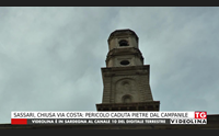 sassari chiusa via costa pericolo caduta pietre dal campanile