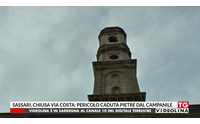 sassari chiusa via costa pericolo caduta pietre dal campanile