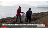 capoterra dopo harry e le mareggiate i volontari ripuliscono l arenile