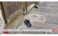 sassari accoltella il portiere e si lancia dal tetto grave studente
