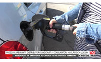 prezzo carburanti distributori sanzionati i consumatori colpire chi lucra