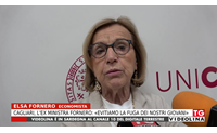 cagliari l ex ministra fornero evitiamo la fuga dei nostri giovani