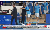 basket serie a la dinamo retrocessa e dimezzata sconfitta anche a brescia