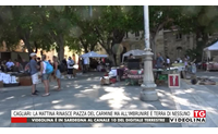 cagliari la mattina rinasce piazza del carmine ma all imbrunire terra di nessuno