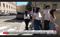 nuoro gli studenti del classico in piazza ridateci la nostra scuola