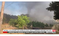 incendi a villacidro due giorni di fuoco nelle campagne persone evacuate