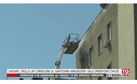 sassari crolla un cornicione al santissima annunziata sale operatorie chiuse