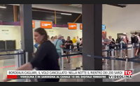 bordeaux cagliari il volo cancellato nella notte il rientro dei 200 sardi